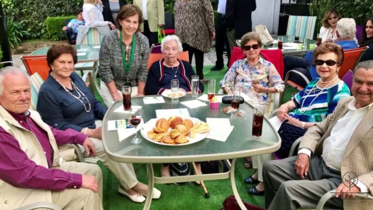 Envejecimiento Activo: Salud del Adulto Mayor a Trav&eacute;s de la Recreaci&oacute;n